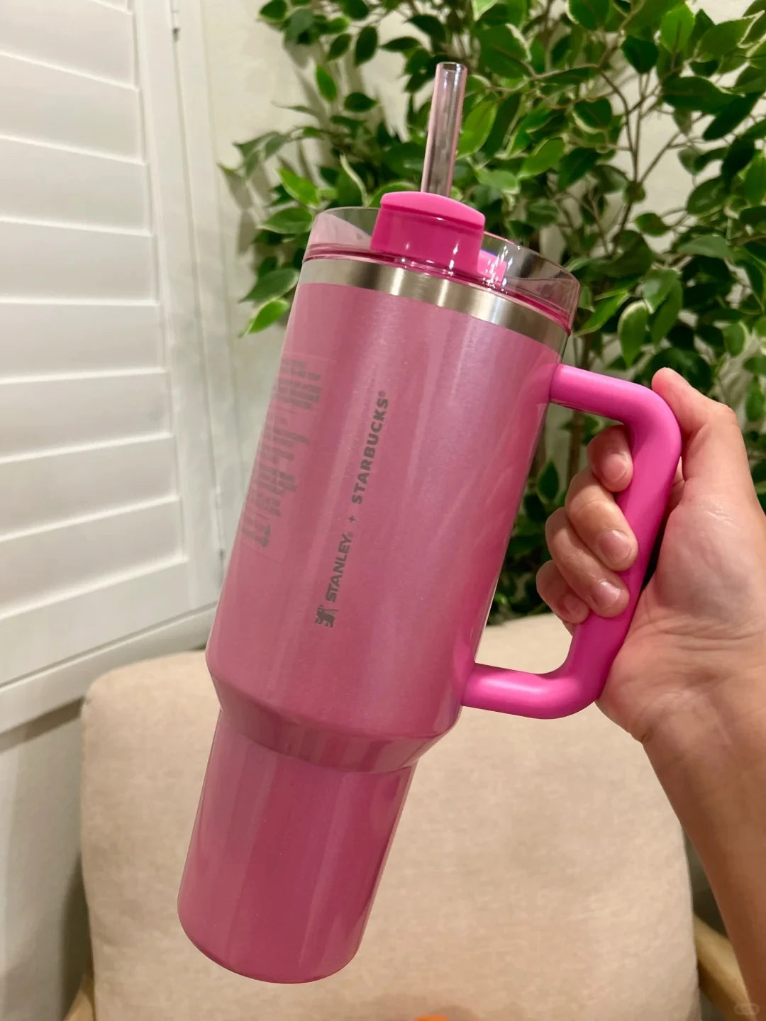 "Limited Time Deal! Stanley Quencher H2O Tumbler - 40oz, Cute Hello Kitty Design!"