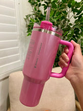Load image into Gallery viewer, "Limited Time Deal! Stanley Quencher H2O Tumbler - 40oz, Cute Hello Kitty Design!"
